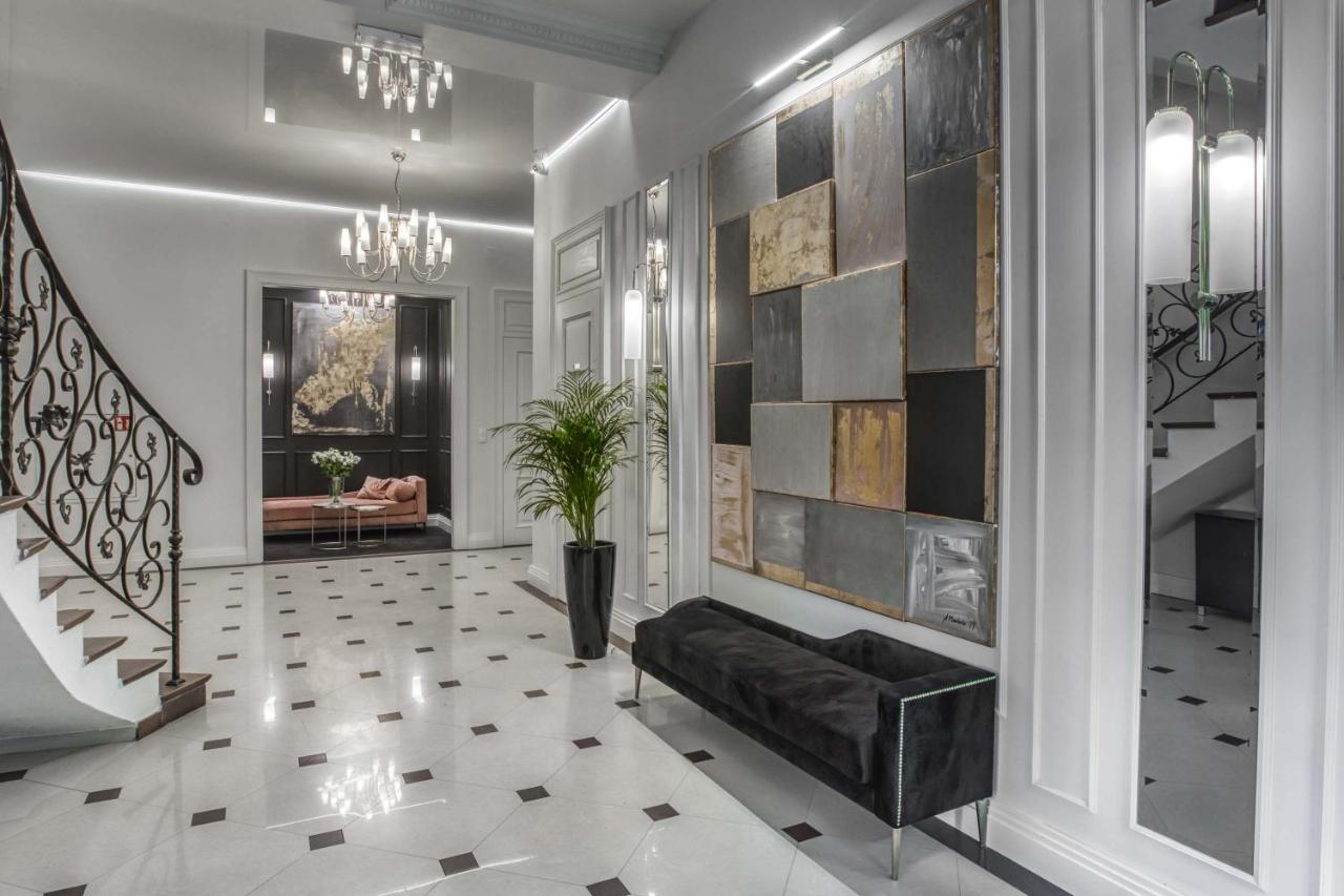 & Bialy Dom Hotel 3*