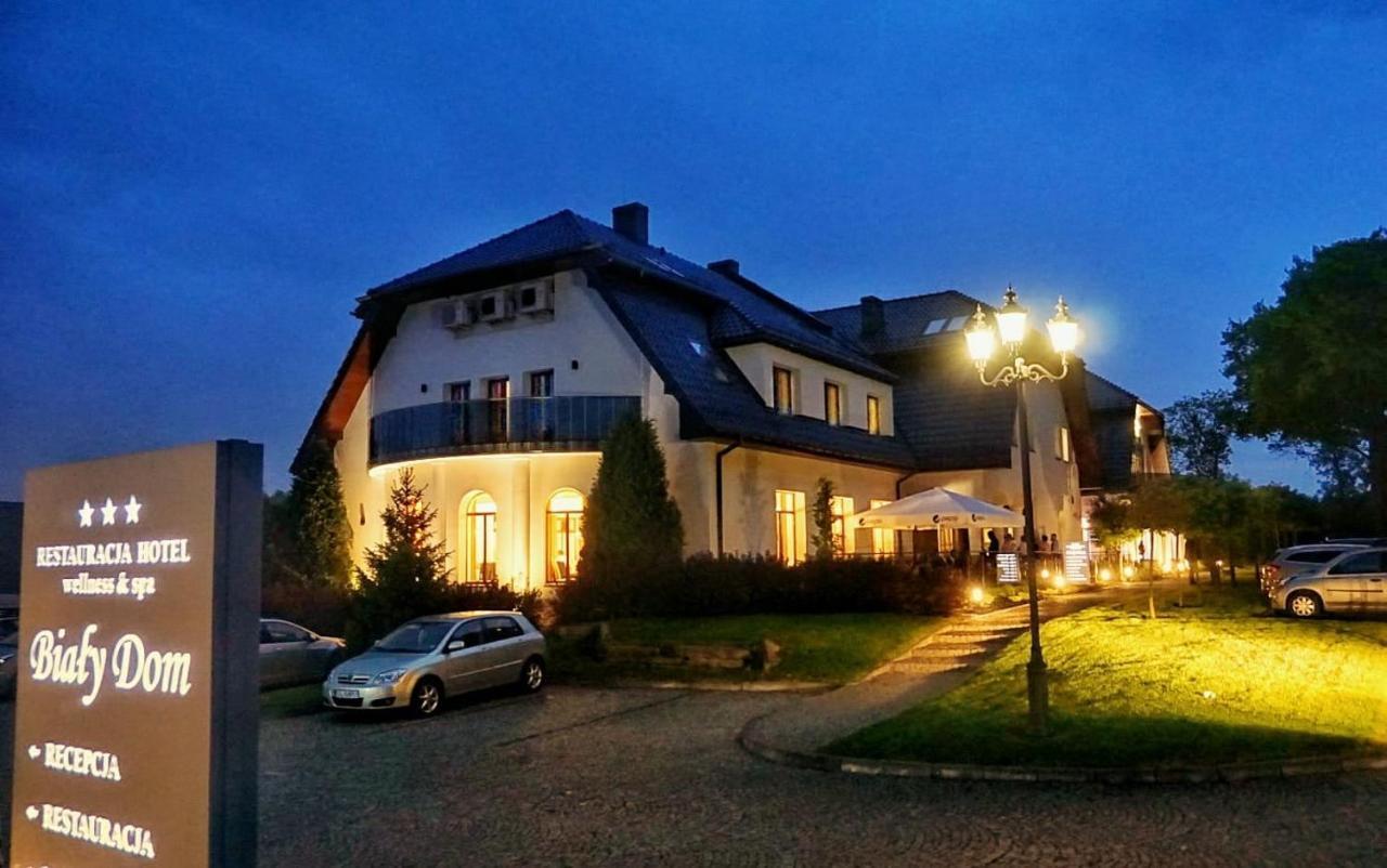 & Bialy Dom Hotel 3*
