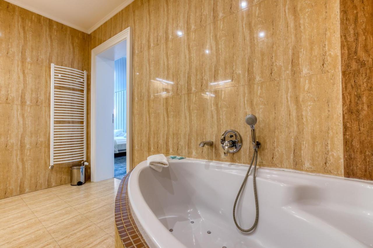 Hotel & Bialy Dom Przyszowice