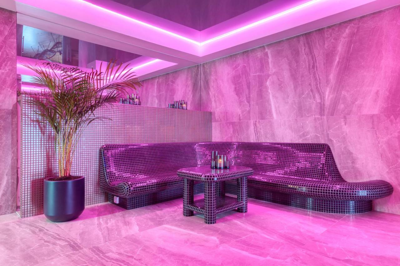 & Bialy Dom Hotel 3*
